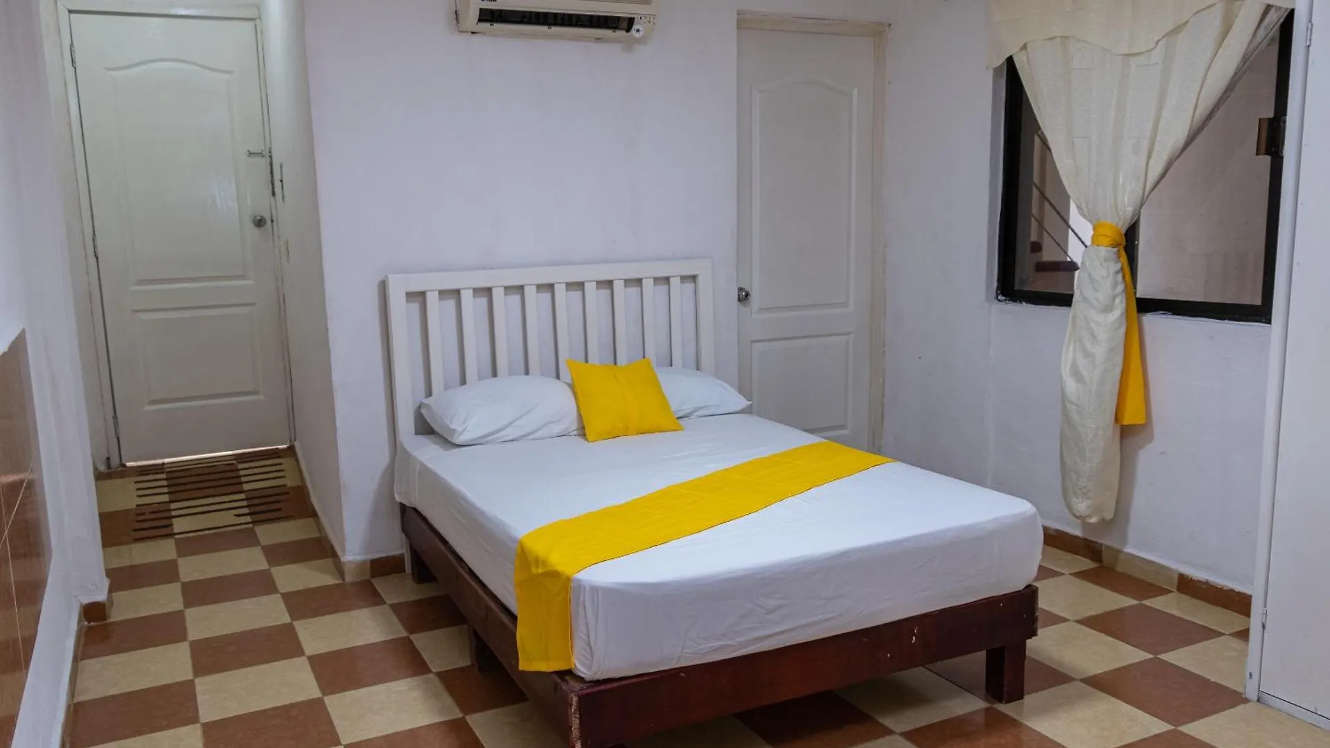 Oyo Hotel Marias,Aeropuerto Internacional De Chetumal